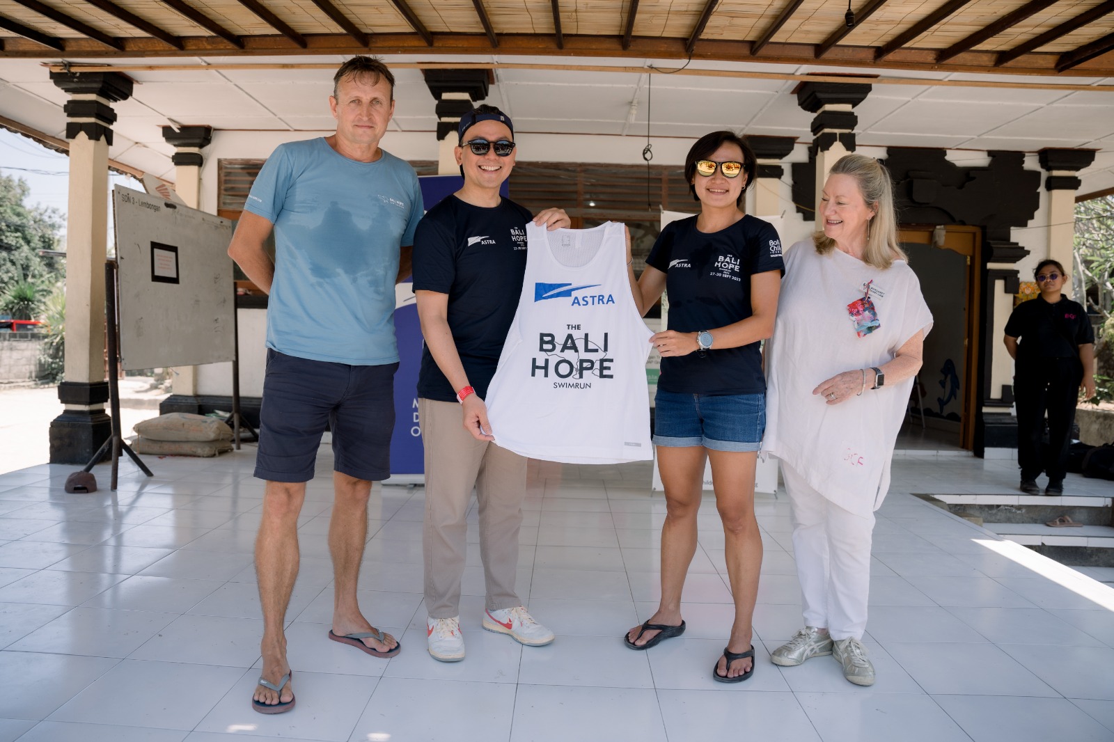 Pelari Dari Delapan Negara Ikuti Bali Hope Swimrun 2023 di Nusa Lembongan dan Nusa Ceningan